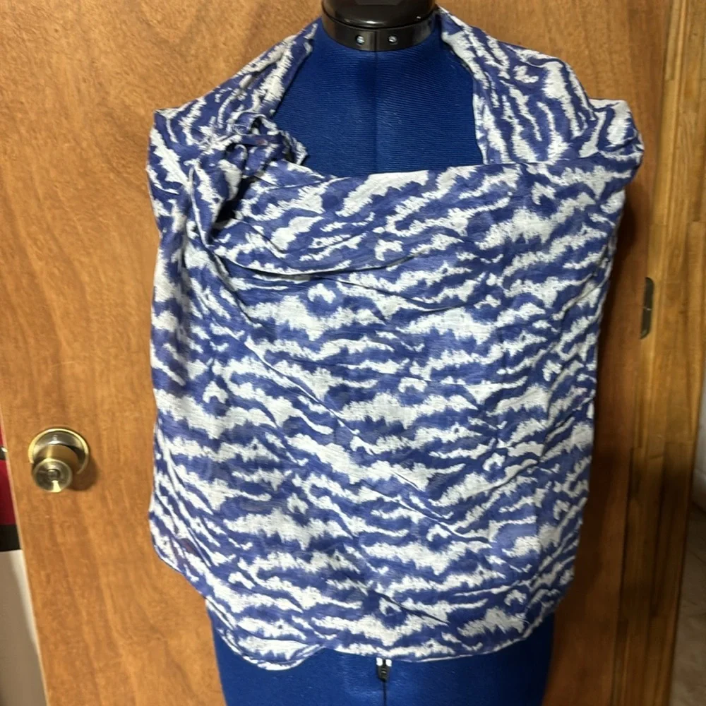 MNG by Mango lightweight blue and white scarf made in India. (OLCC)
